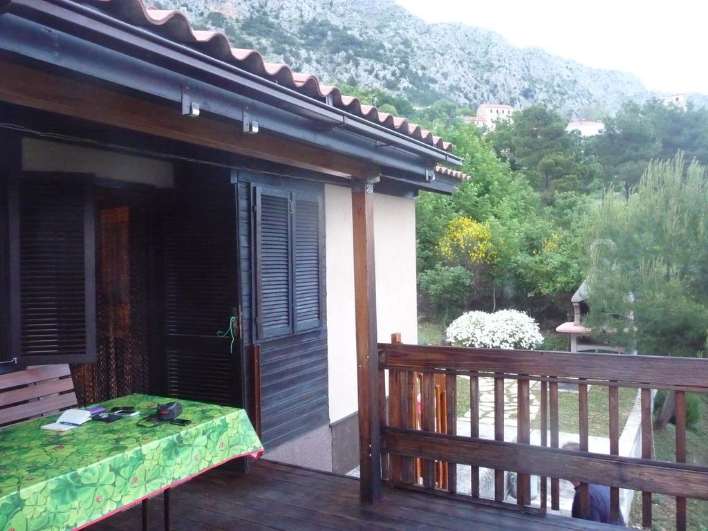 Charismatic Garden Cottage With Sea View ล็อควา โรโกซนิตซา ภายนอก รูปภาพ